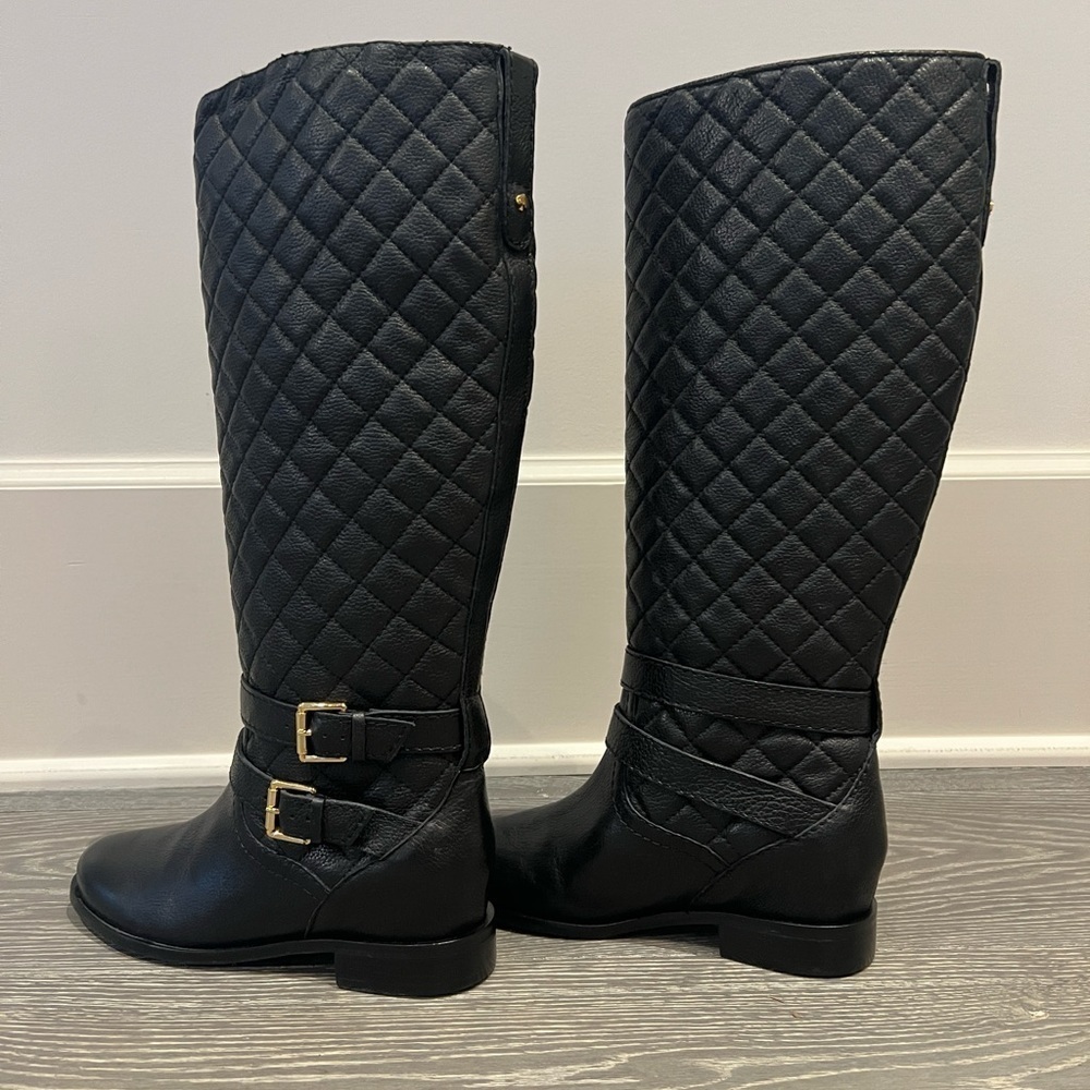 NWOT Kate Spade Sutton Quilted Riding Pull On Boots. Black/gold buckles 6 1/2 - Picture 4 of 10